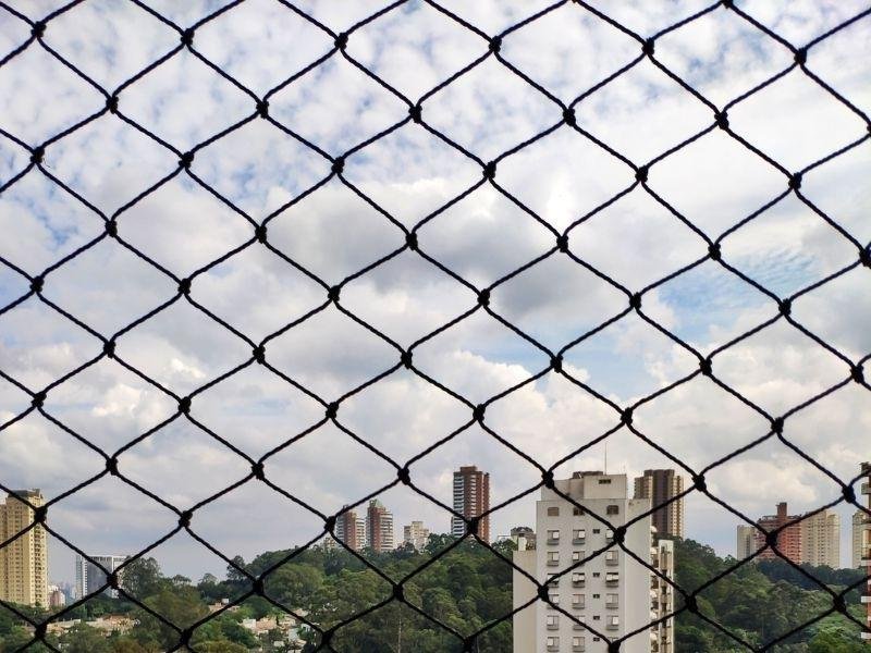Instalação de rede de proteção em Pomerode